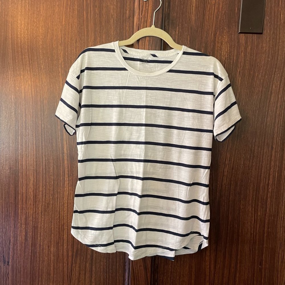 Madewell Navy and White Striped Tee - M